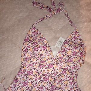 LOFT Women's bathing suit top - Medium